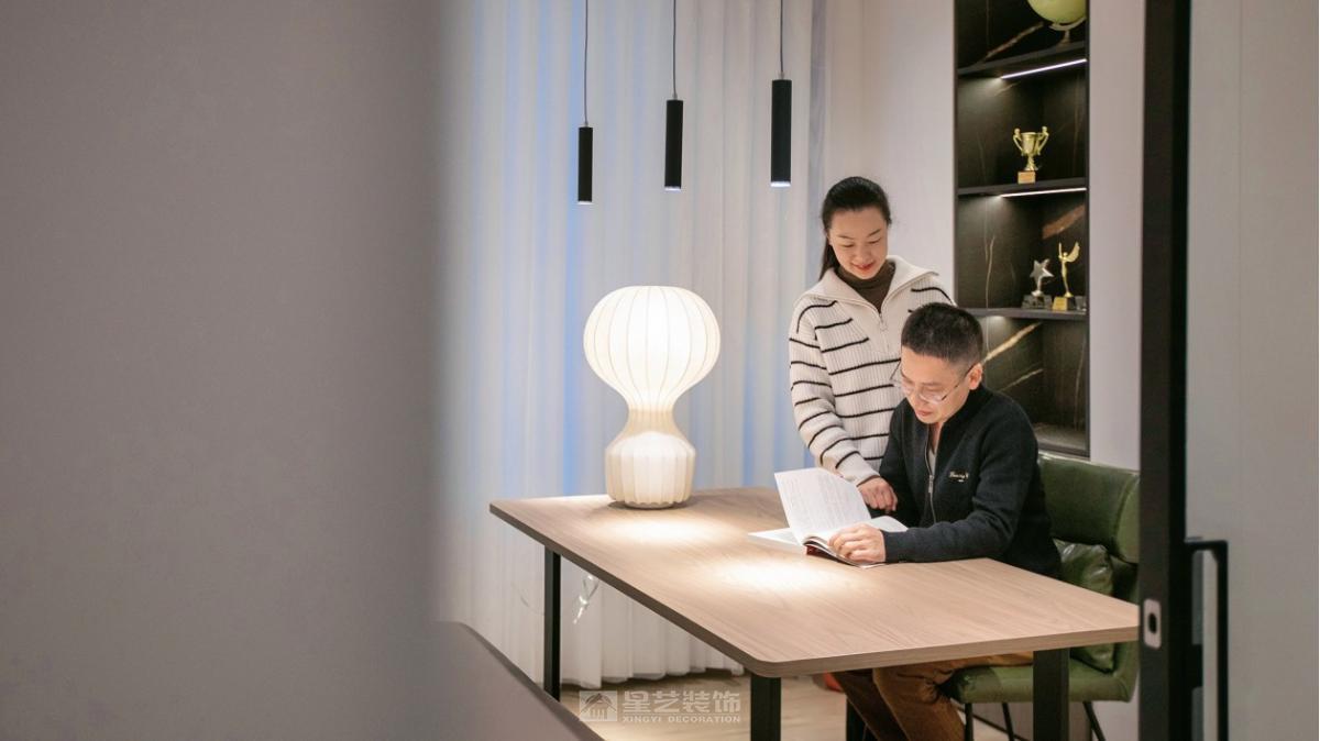 四口之家，小資幸福